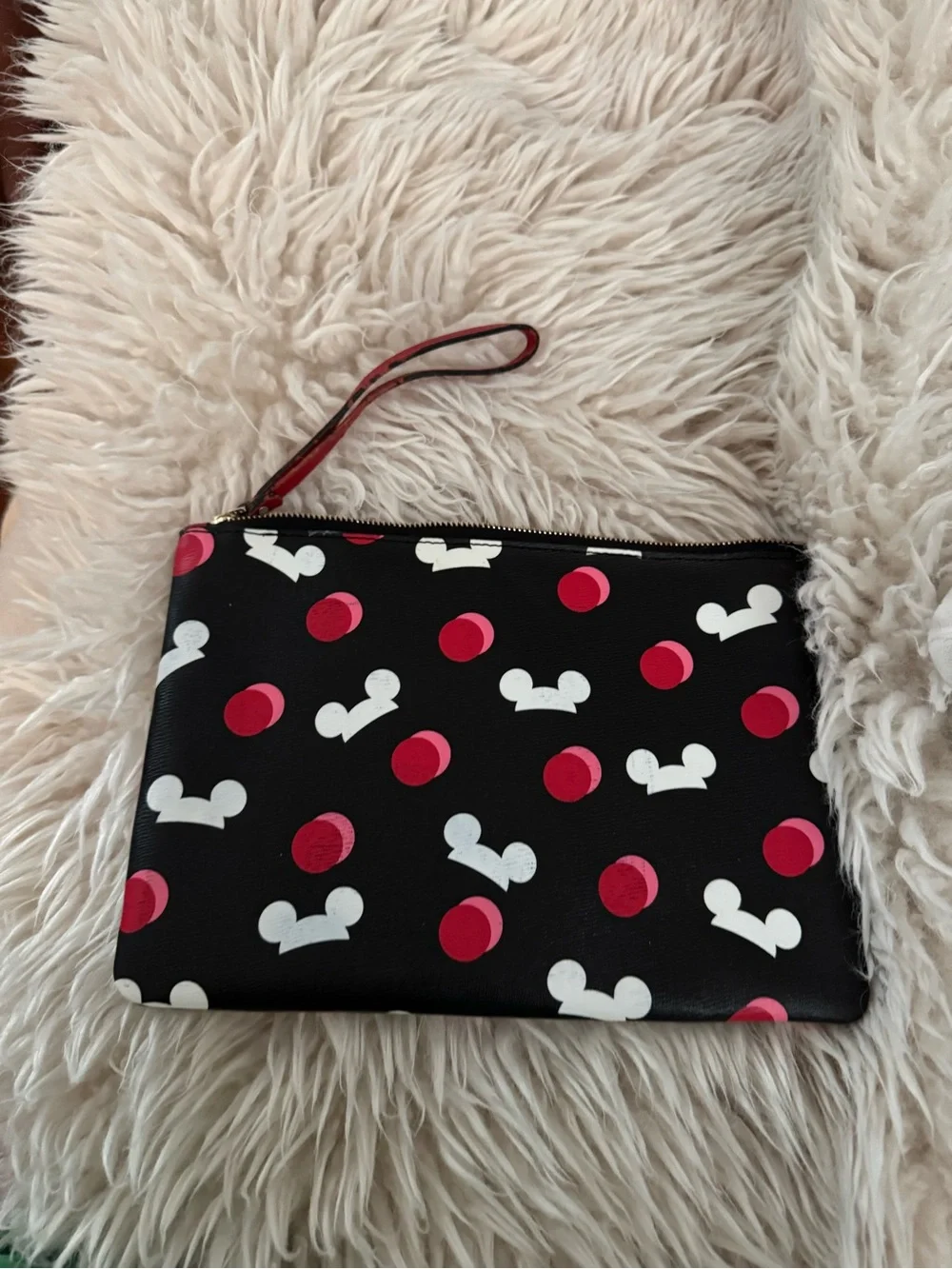 Kate Spade New York wristlet Disney Parks